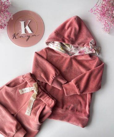 Komplet dresowy dziewczęcy welurowy różany Kaya