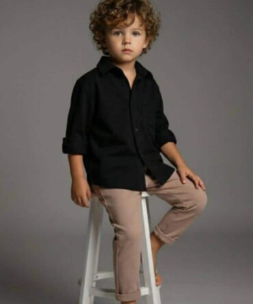 Beżowe spodnie chłopięce eleganckie Mimi