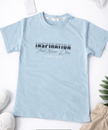 Błękitna bluzka t-shirt chłopięcy nadruk Breeze