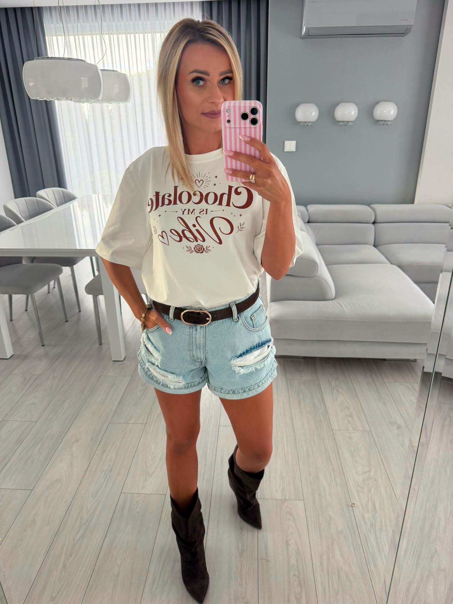 Biała bluzka mama & córka "Chocolate is my vibe" Haydi - obrazek 2